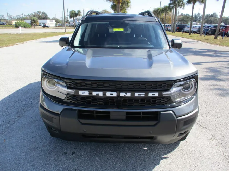 2025 Ford Bronco Sport Outer Banks photo 1