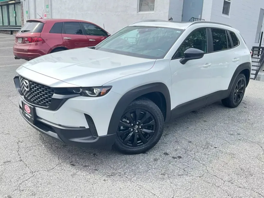 2023 Mazda CX-50 2.5 Preferred Plus photo 1