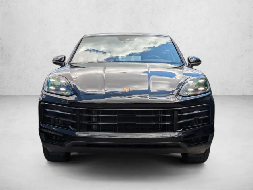 2024 Porsche Cayenne Coupe photo 1