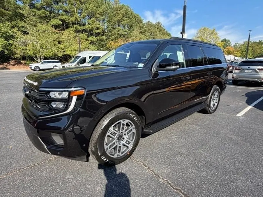 2025 Ford Expedition MAX photo 1
