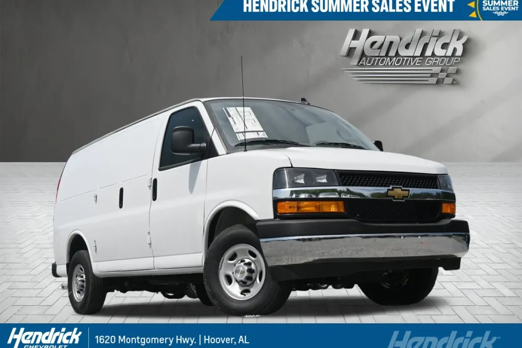 2024 Chevrolet Express Cargo 2500 photo 1