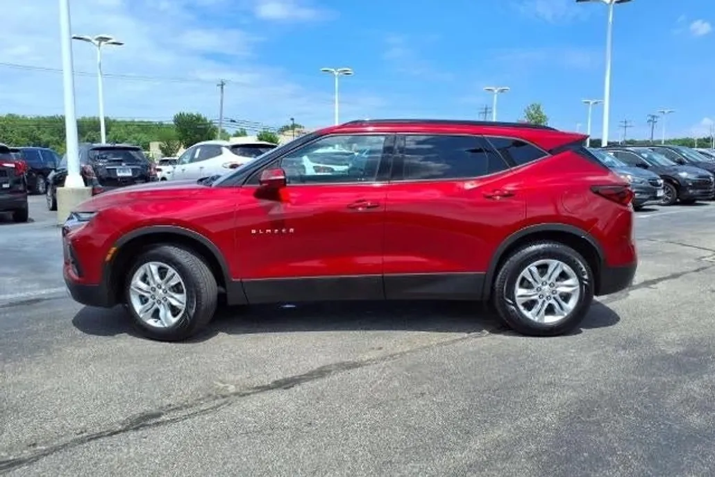 2022 Chevrolet Blazer 2LT photo 1
