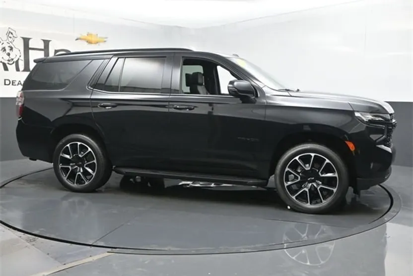 2023 Chevrolet Tahoe RST photo 1