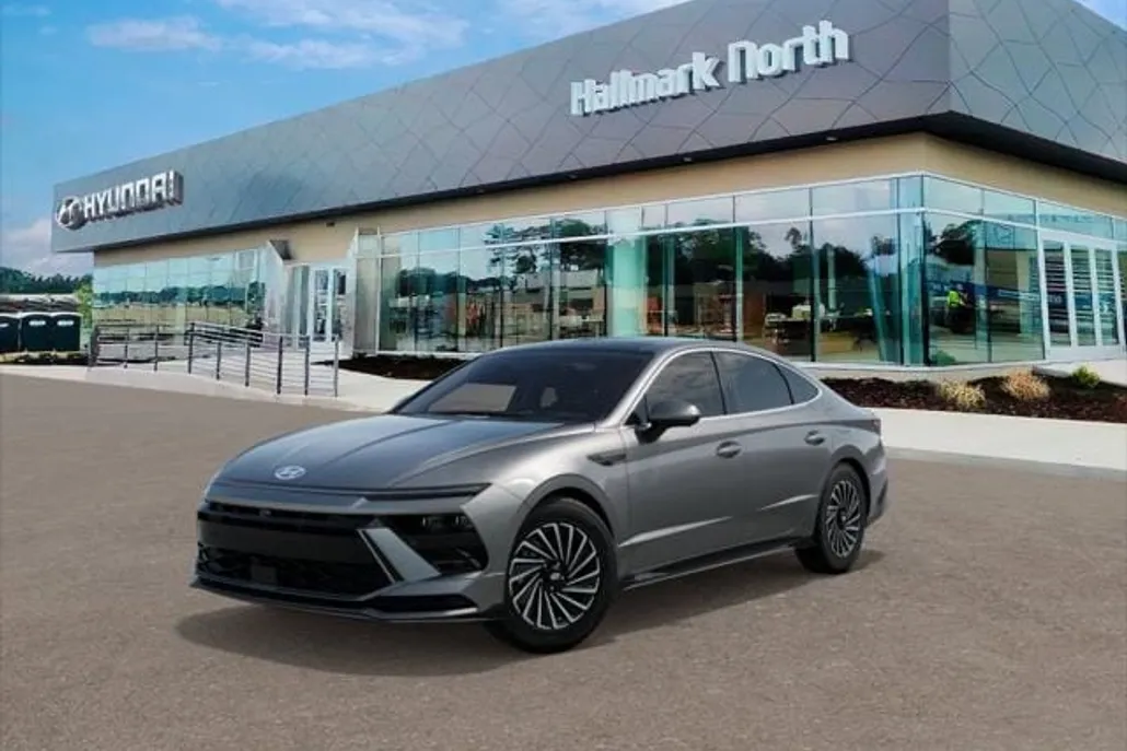 2025 Hyundai Sonata Hybrid Limited photo 1