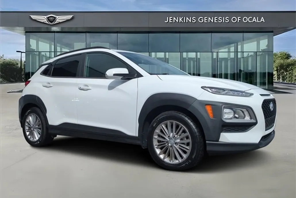 2021 Hyundai Kona SEL photo 1
