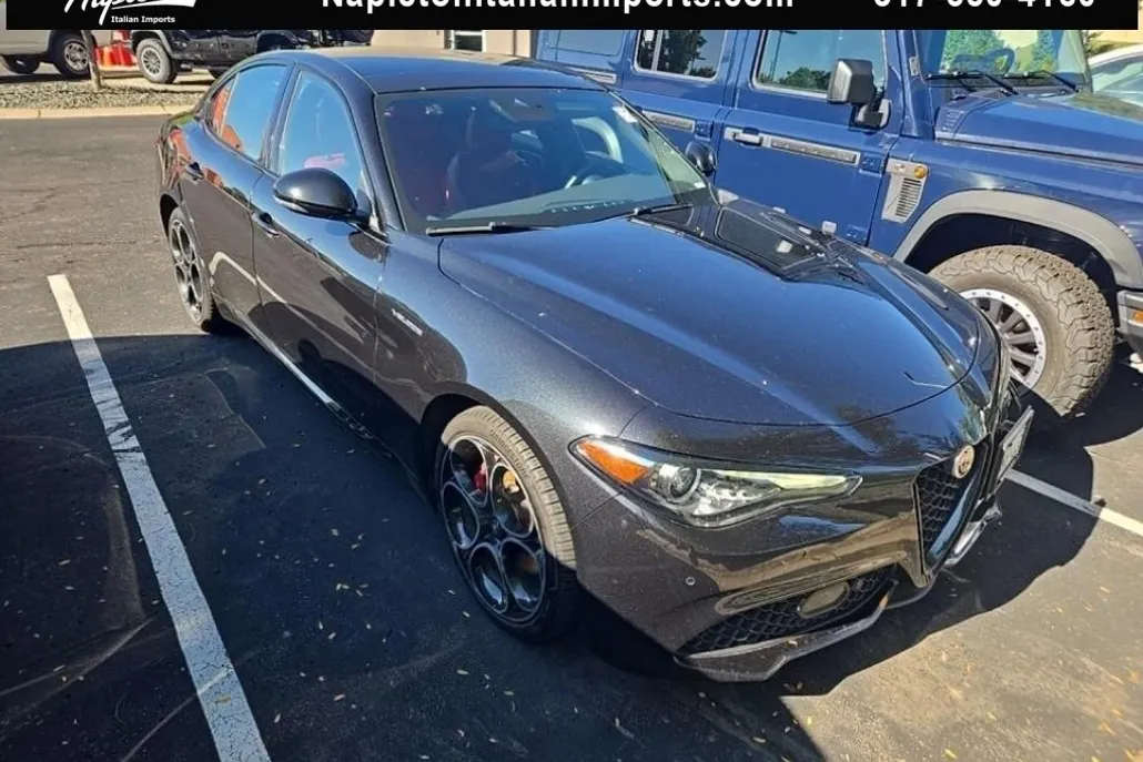 2022 Alfa Romeo Giulia Ti - VELOCE photo 1
