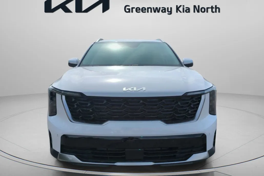 2025 Kia Sorento S photo 1