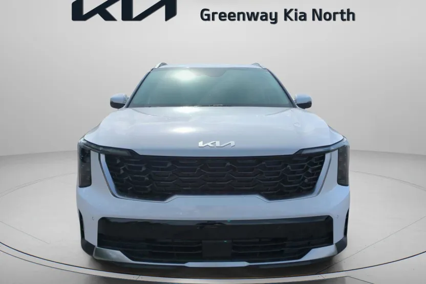 2025 Kia Sorento S photo 1