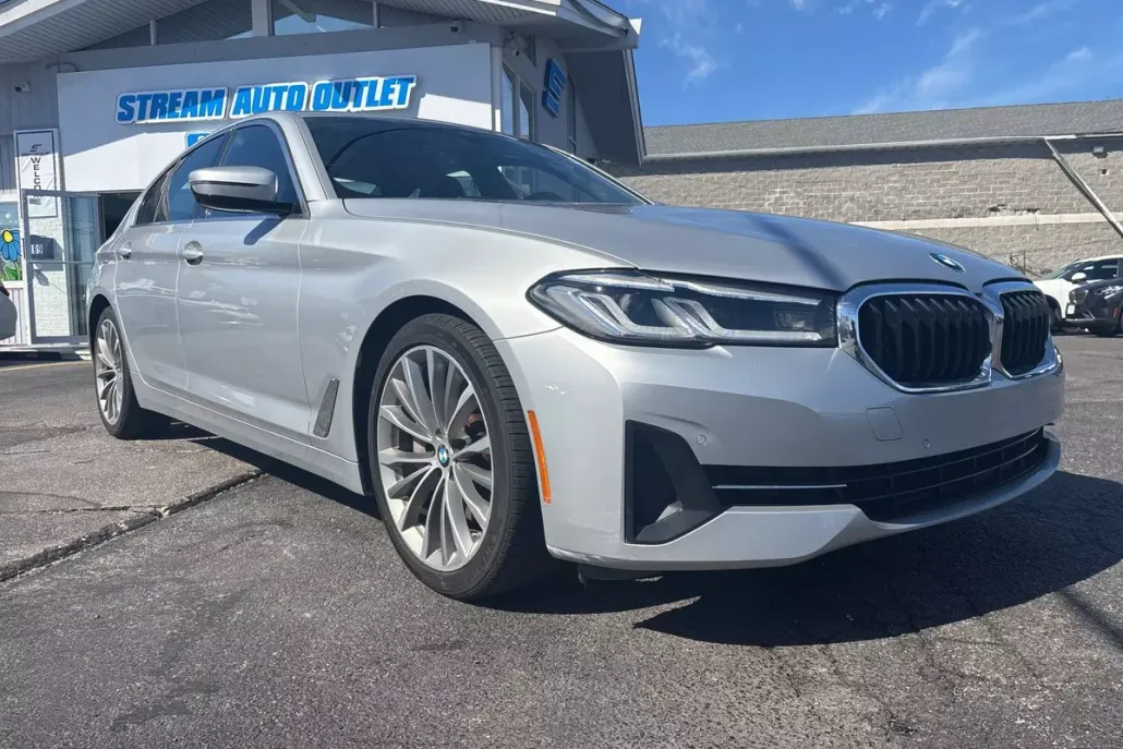 2021 Bmw 530i photo 1