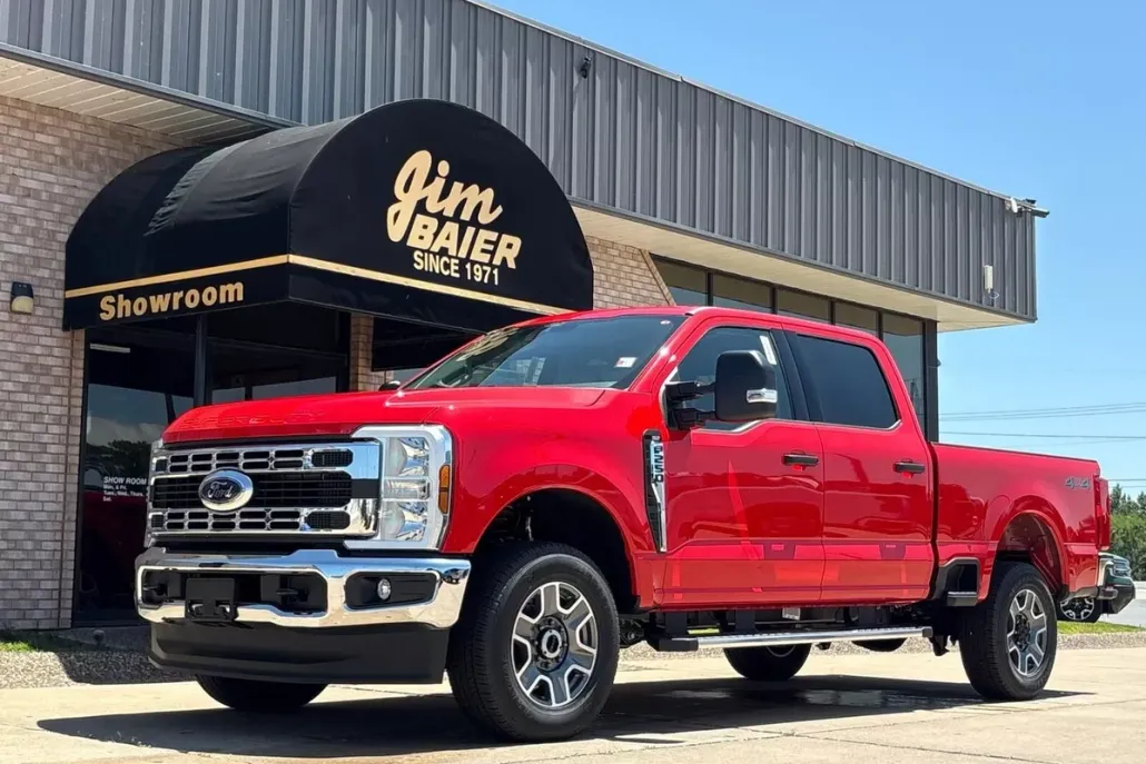 2025 Ford F-250 XLT photo 1