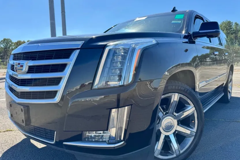 2016 Cadillac Escalade ESV Luxury photo 1