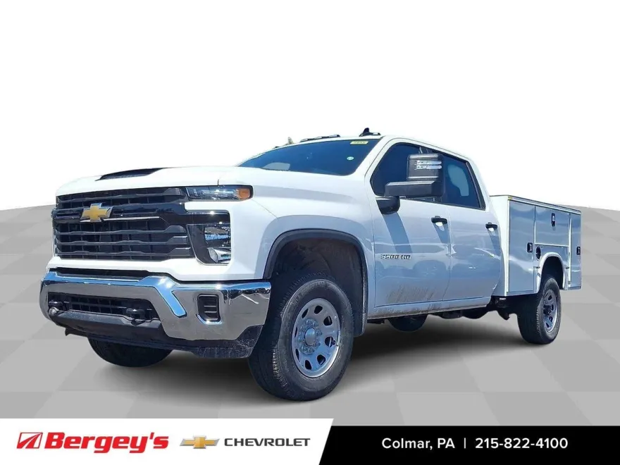 2025 Chevrolet Silverado 3500HD photo 1