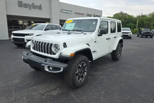 2025 Jeep Wrangler Sahara photo 2
