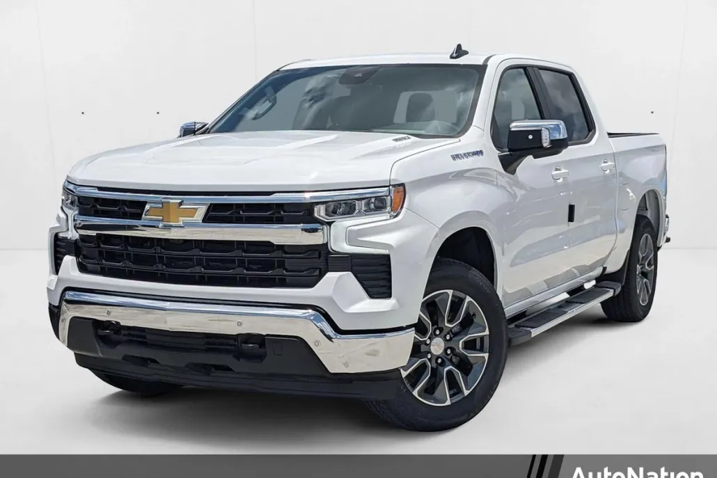 2025 Chevrolet Silverado 1500 LT photo 1