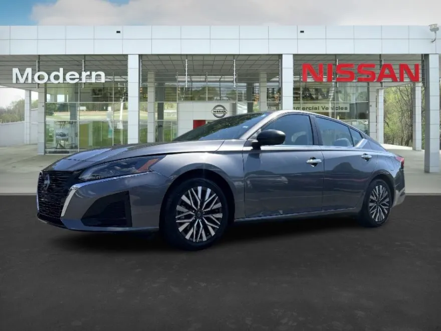 2024 Nissan Altima 2.5 SV photo 1