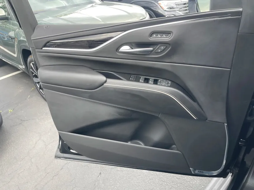 2023 Cadillac Escalade V-Series photo 31