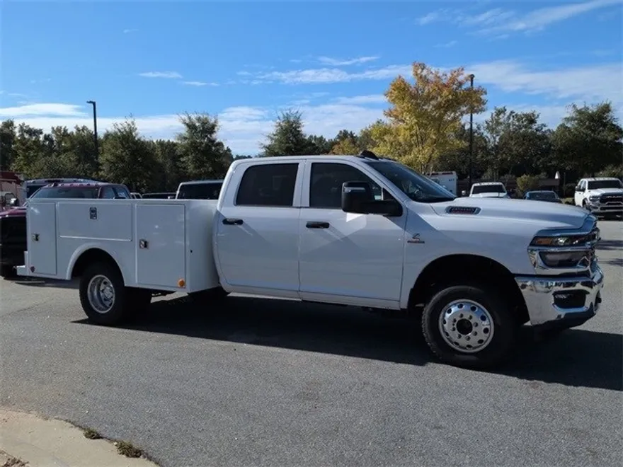 2025 Ram 3500 Tradesman photo 1