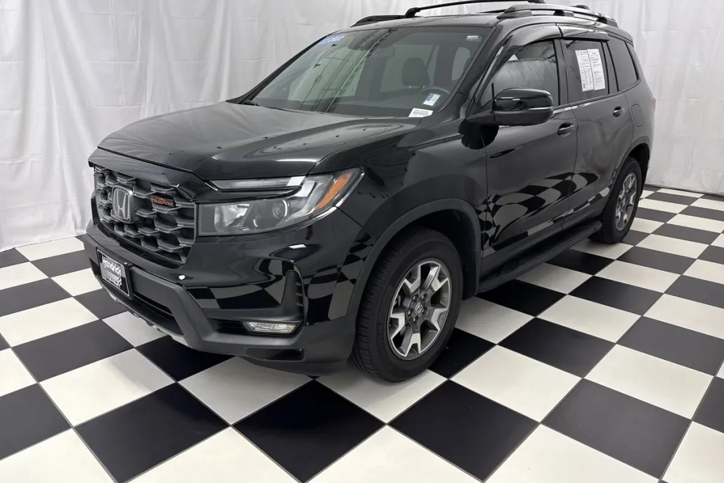 2022 Honda Passport TrailSport photo 1