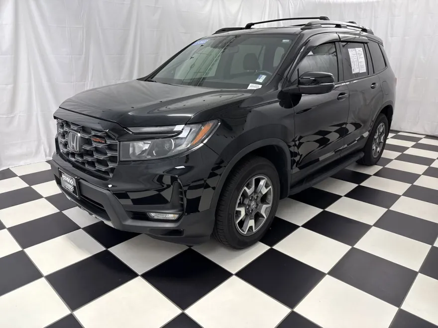 2022 Honda Passport TrailSport photo 1