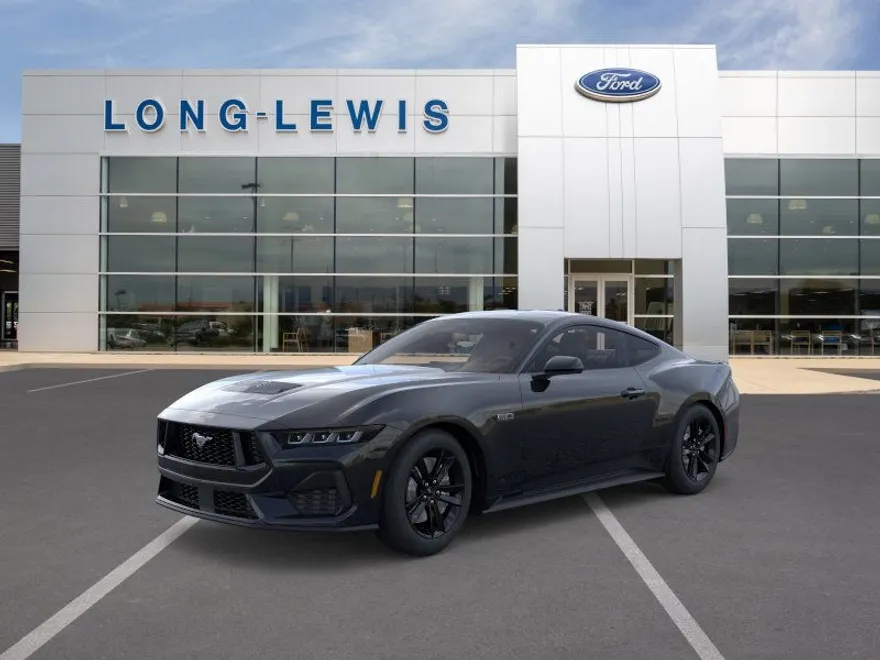 2025 Ford Mustang GT photo 1