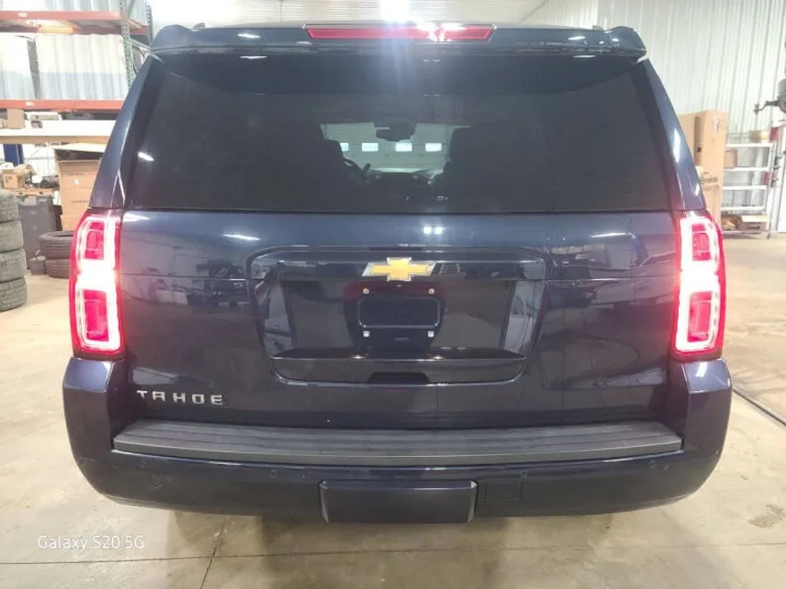 2017 Chevrolet Tahoe LT photo 1