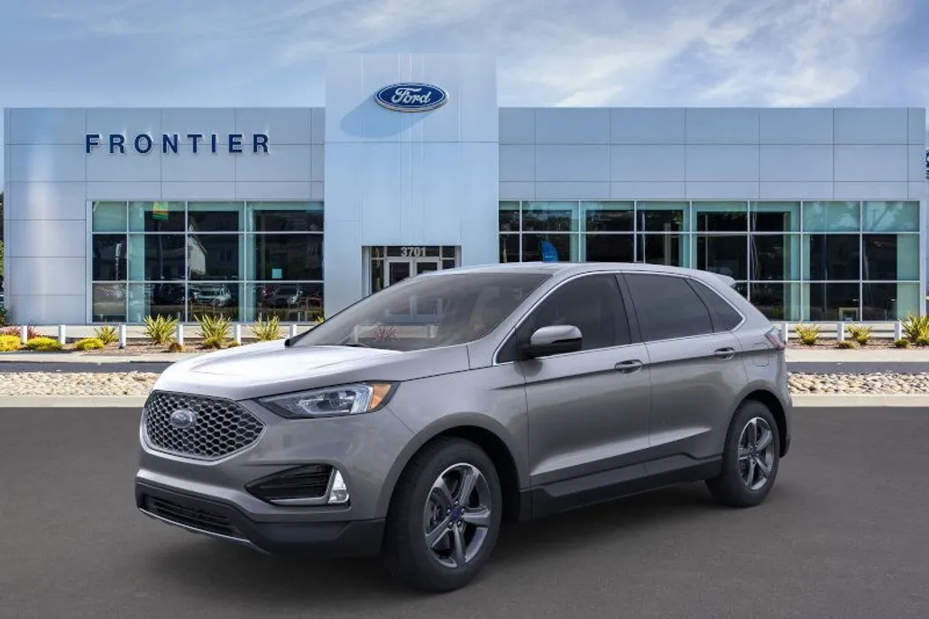 2024 Ford Edge SEL photo 1