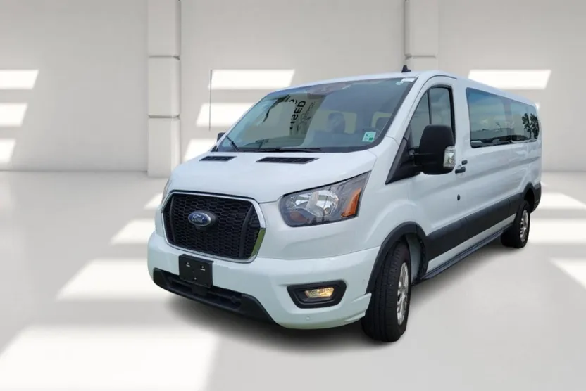 2023 Ford Transit Passenger XL photo 1