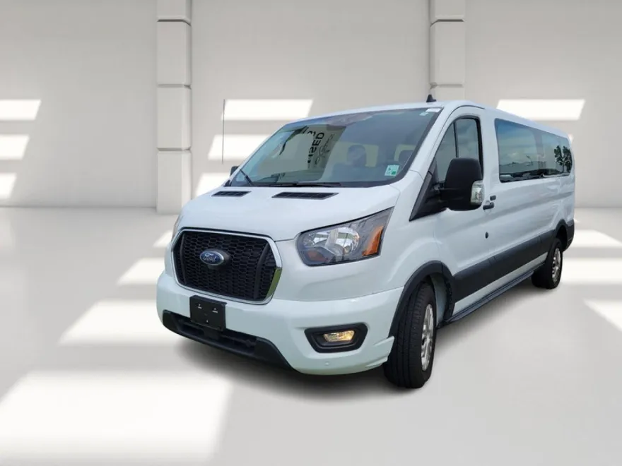 2023 Ford Transit Passenger XL photo 1