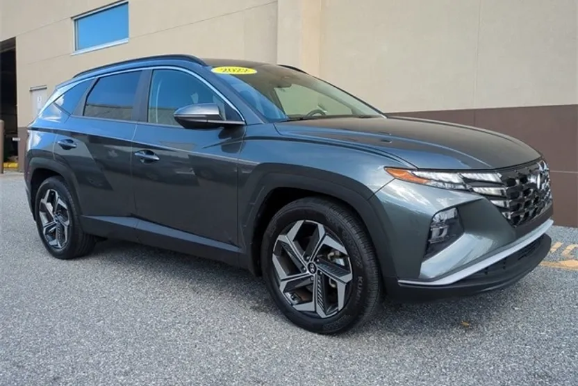 2022 Hyundai Tucson SEL photo 1