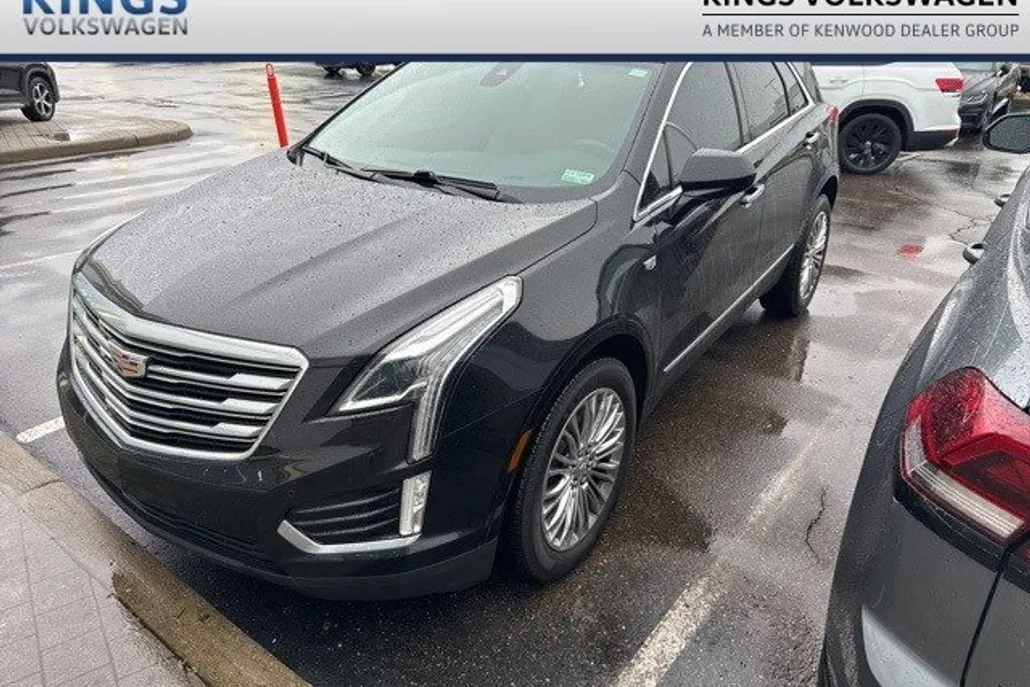 2017 Cadillac XT5 Luxury photo 1