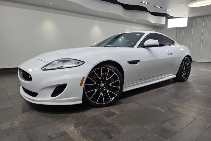 2015 Jaguar XK XKR photo 1
