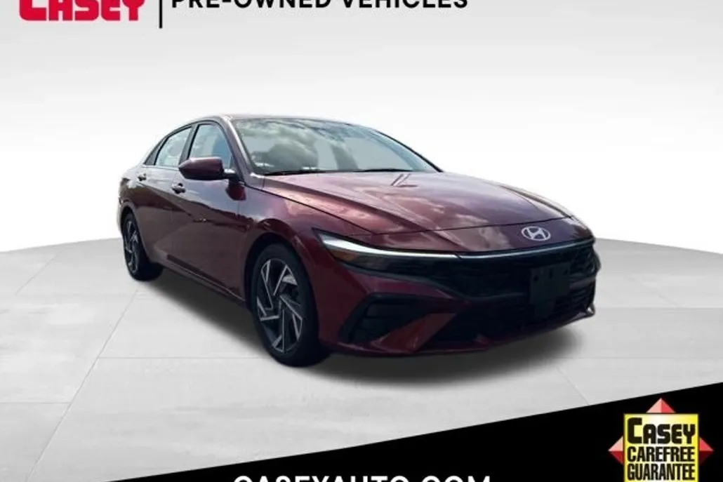 2024 Hyundai Elantra SEL Convenience photo 1
