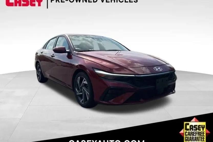 2024 Hyundai Elantra SEL Convenience photo 1
