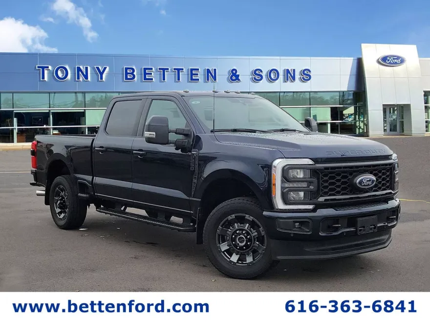 2023 Ford F-250 Lariat photo 1