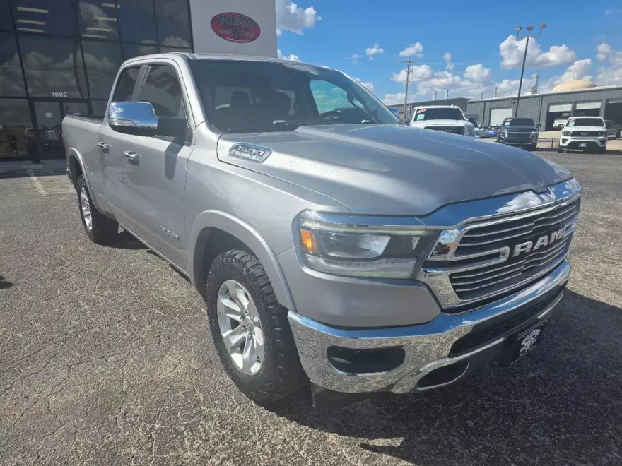 2019 Ram 1500 Laramie photo 1