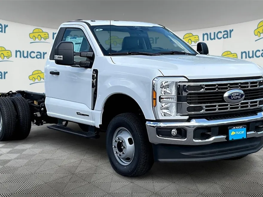 2024 Ford F-350 XL photo 1