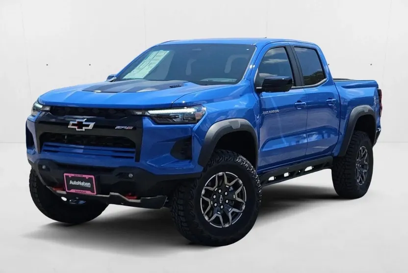 2025 Chevrolet Colorado ZR2 photo 1