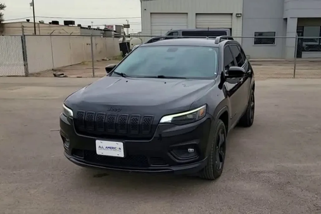 2020 Jeep Cherokee Altitude photo 1