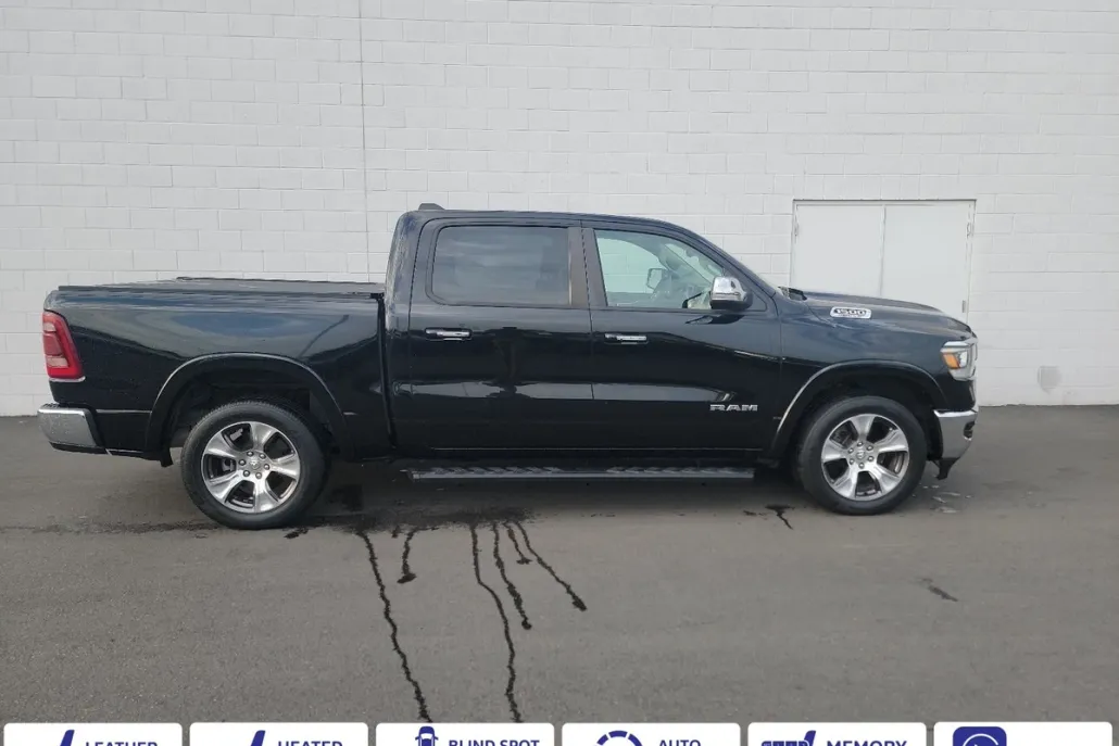 2020 Ram 1500 Laramie photo 1