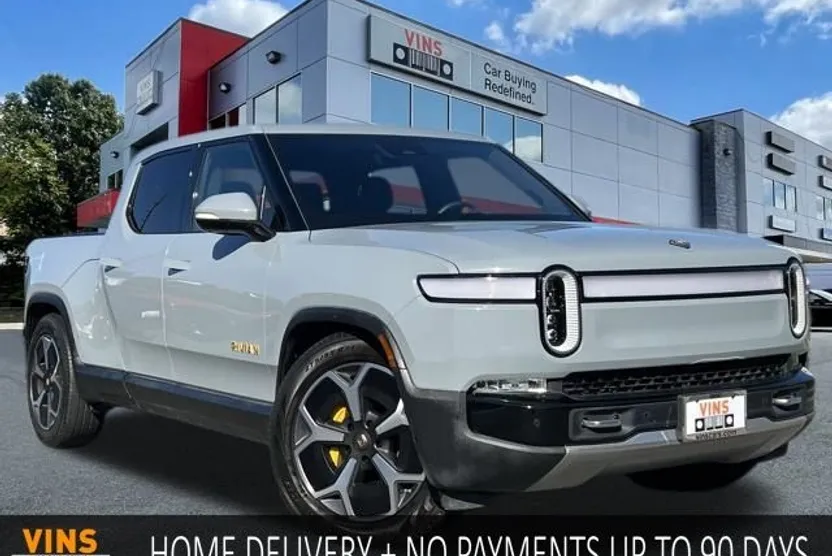 2022 Rivian R1T Adventure photo 1