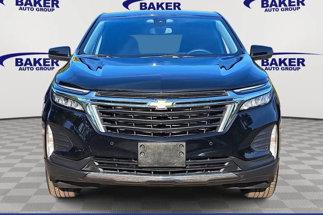 2023 Chevrolet Equinox LT photo 1