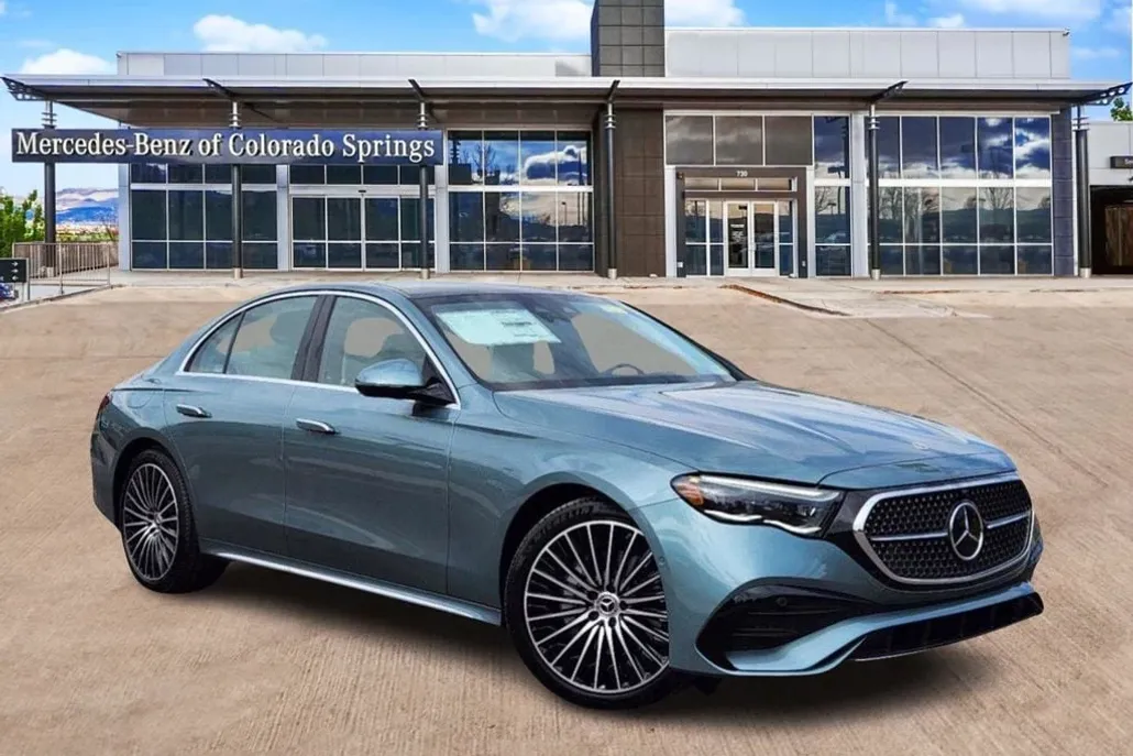 2025 Mercedes Benz E 350 4MATIC photo 1