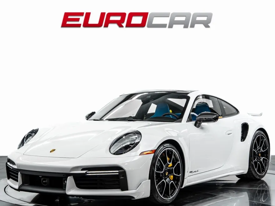 2025 Porsche 911 Turbo photo 1