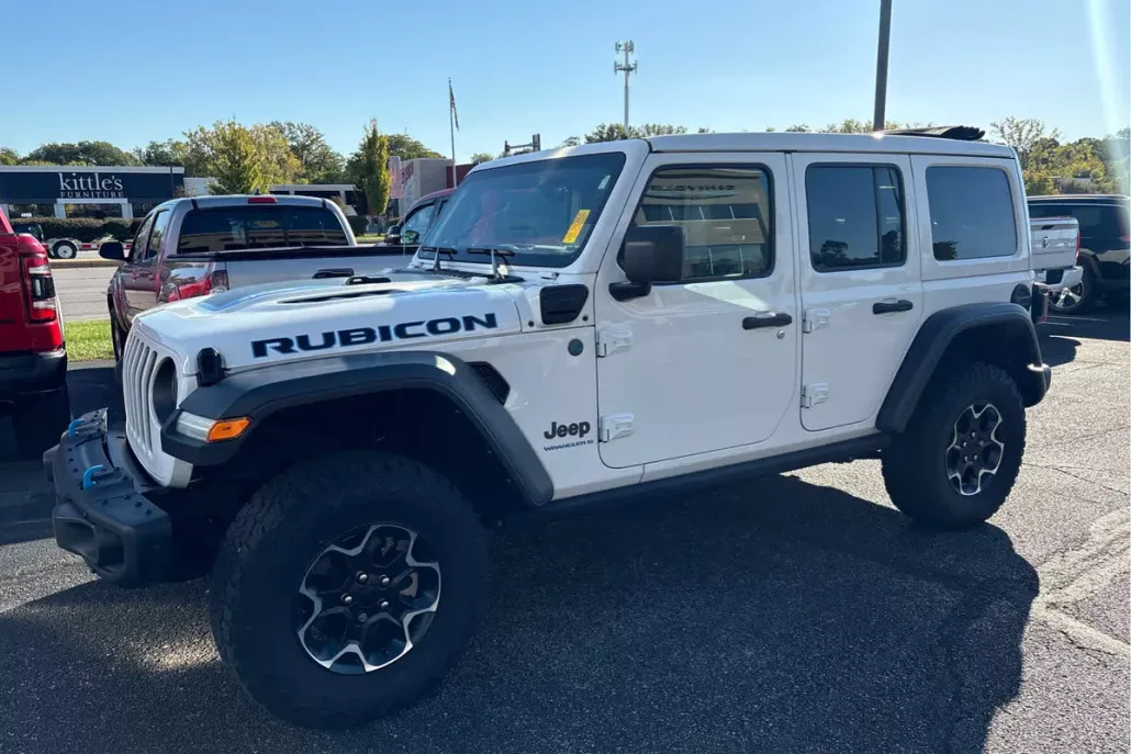 2023 Jeep Wrangler Rubicon 4xe photo 1