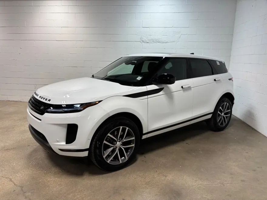 2026 Land Rover Range Rover Evoque Dynamic SE photo 1