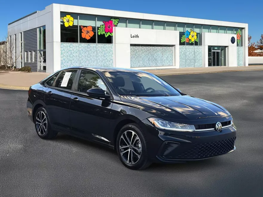 2025 Volkswagen Jetta 1.5T Sport photo 1