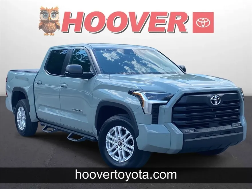 2024 Toyota Tundra SR5 photo 1