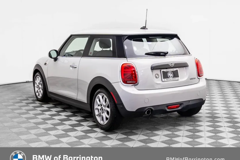 2019 Mini Cooper Signature photo 1