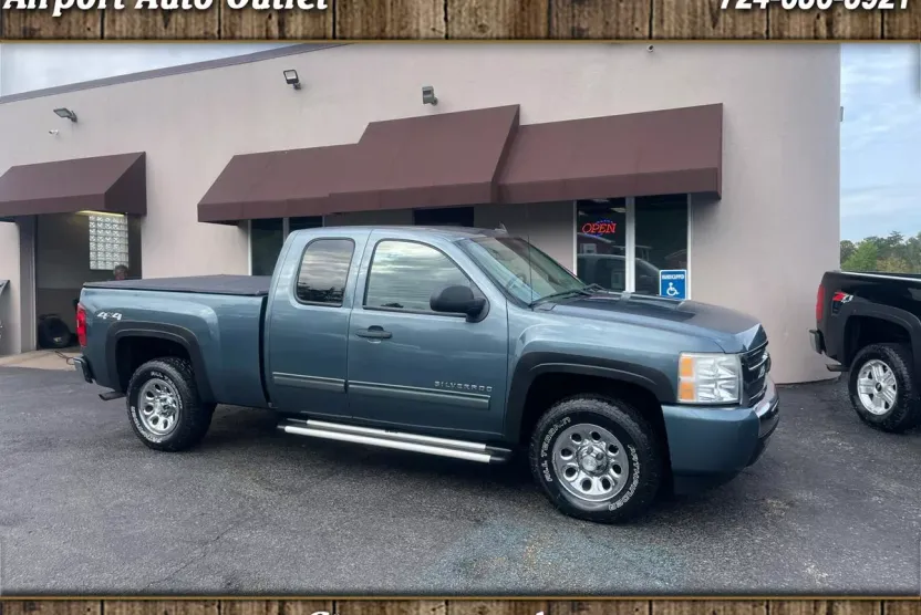 2010 Chevrolet Silverado 1500 LS photo 1