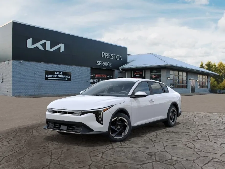 2025 Kia K4 EX photo 1